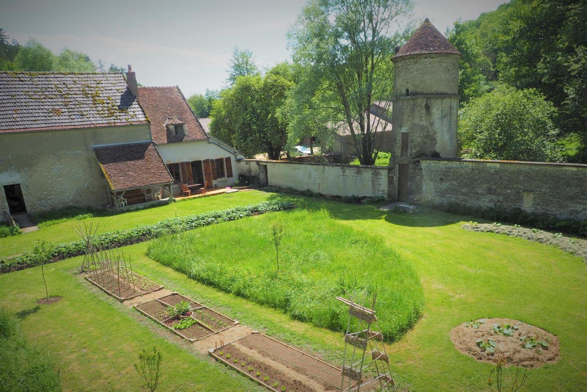 Gite De Groupe Des Alouettes 10 Lits Simples Villa Châtel-Censoir Esterno foto