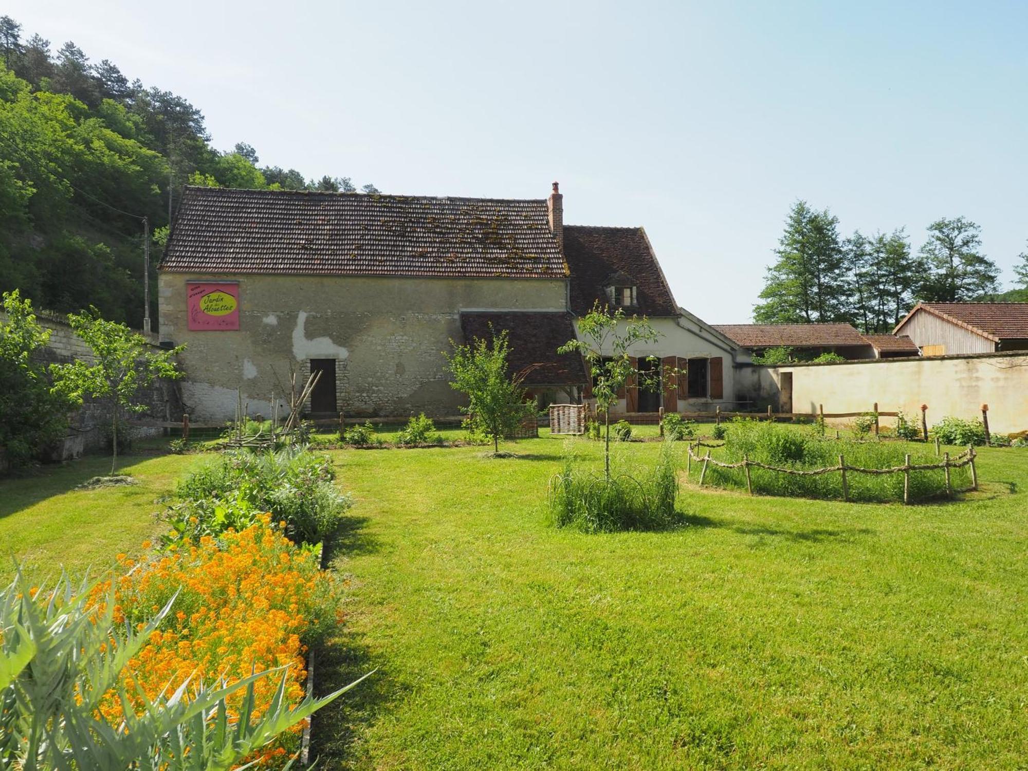 Gite De Groupe Des Alouettes 10 Lits Simples Villa Châtel-Censoir Esterno foto